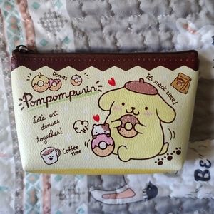 NWOT Pompompurin Sanrio makeup pouch